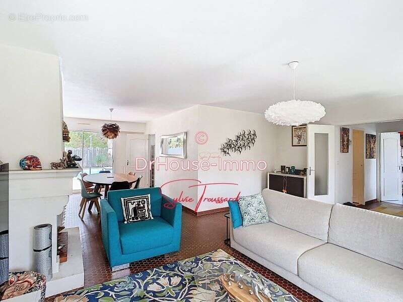 Maison à LE HAILLAN