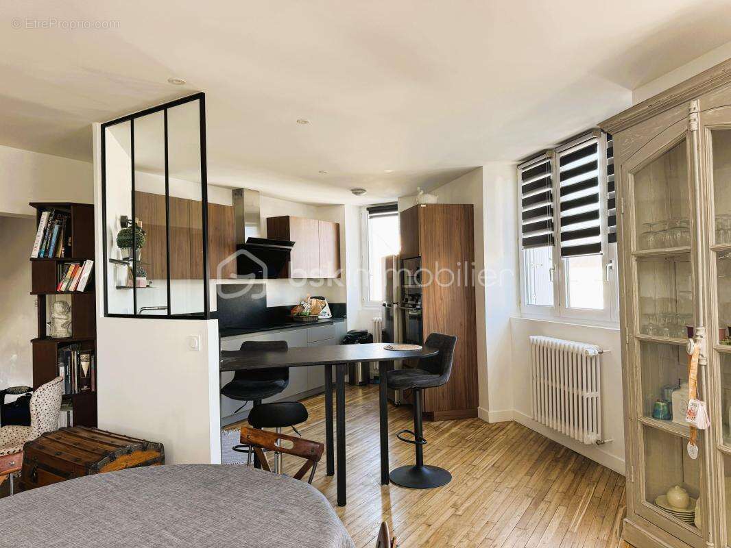 Maison avec commerce et logement - photo 3