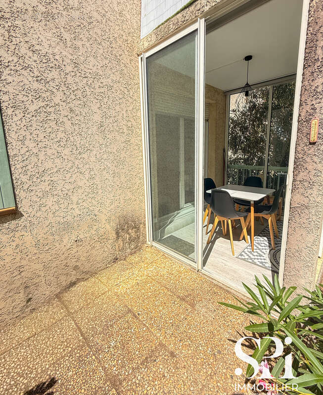 À VENDRE   Appartement T2 vendu meublé - Loggia + parking  -TAMARIS - photo 6