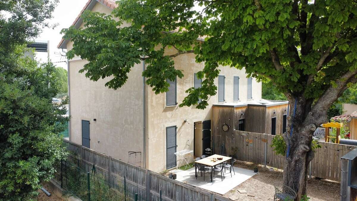 maisons mitoyennes et terrain constructible – Brignoles - photo 6