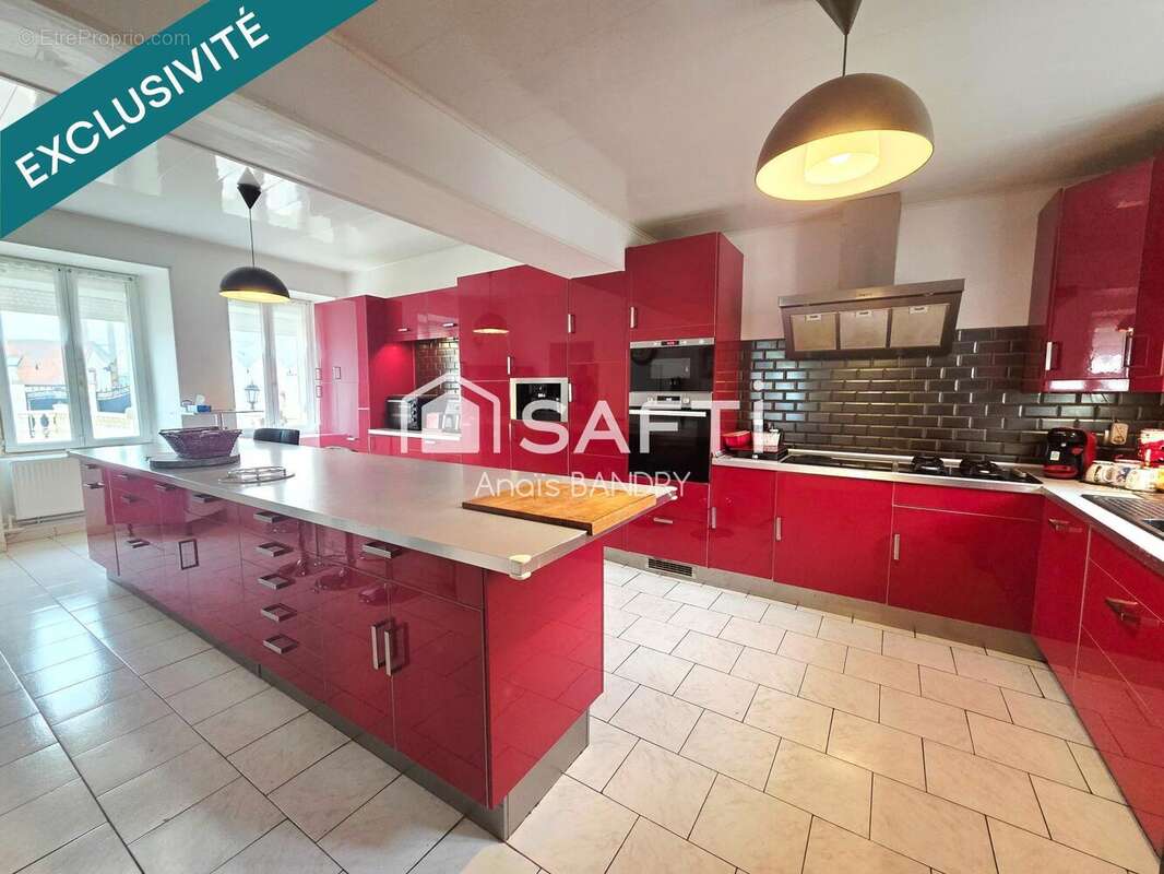 Maison 248 m² à Beaurieux  - photo 4