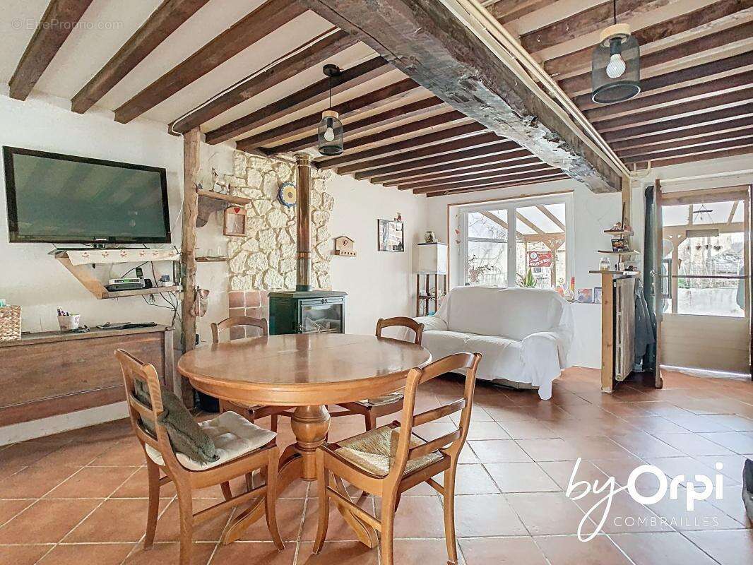 Maison à CHATEAU-SUR-CHER