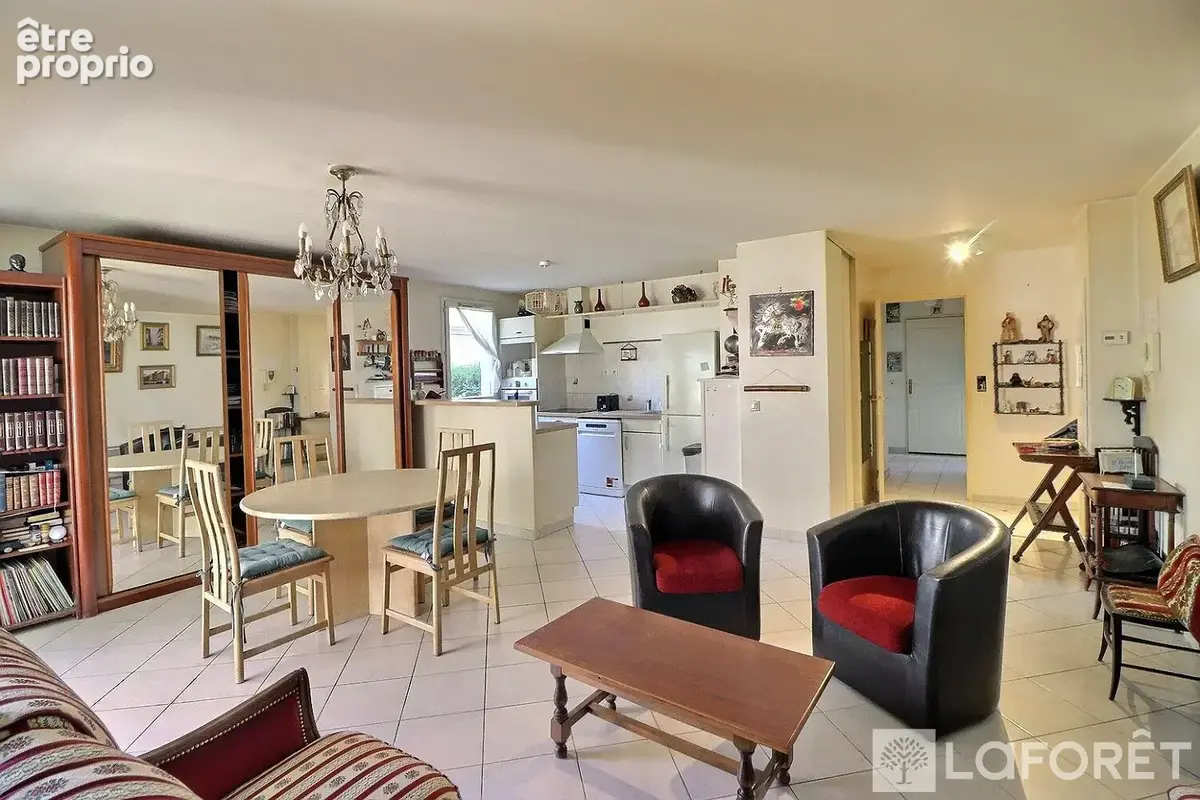 Appartement Hyères 3 pièces - Garage- Terrasse - photo 2