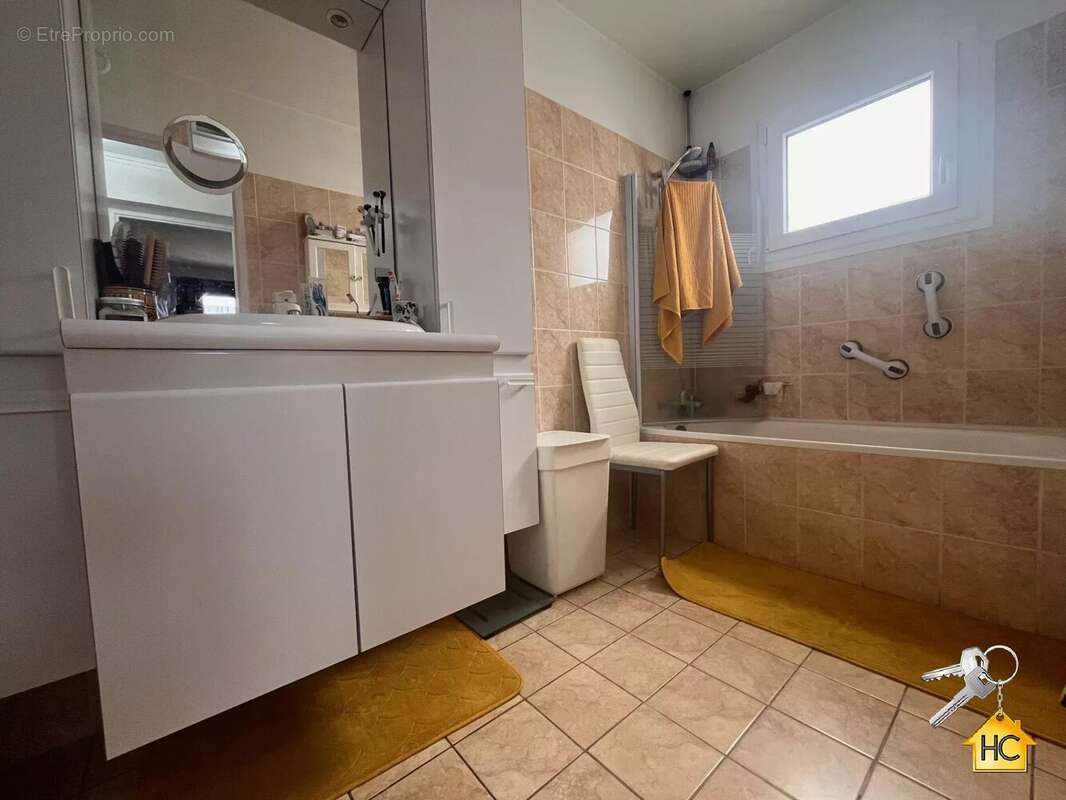 Appartement à LE CANNET
