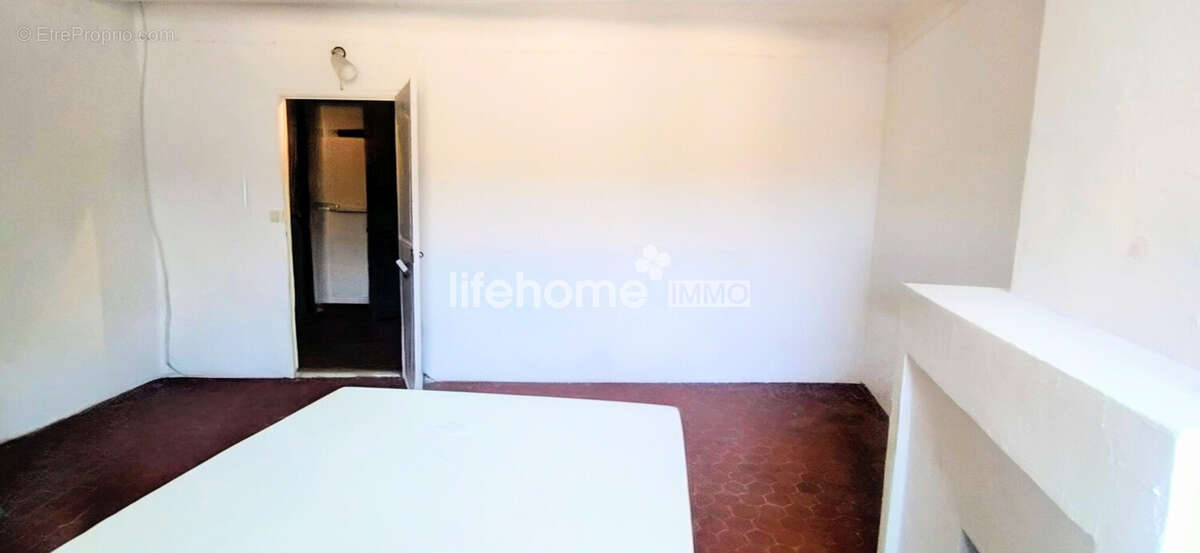 Appartement à CABASSE