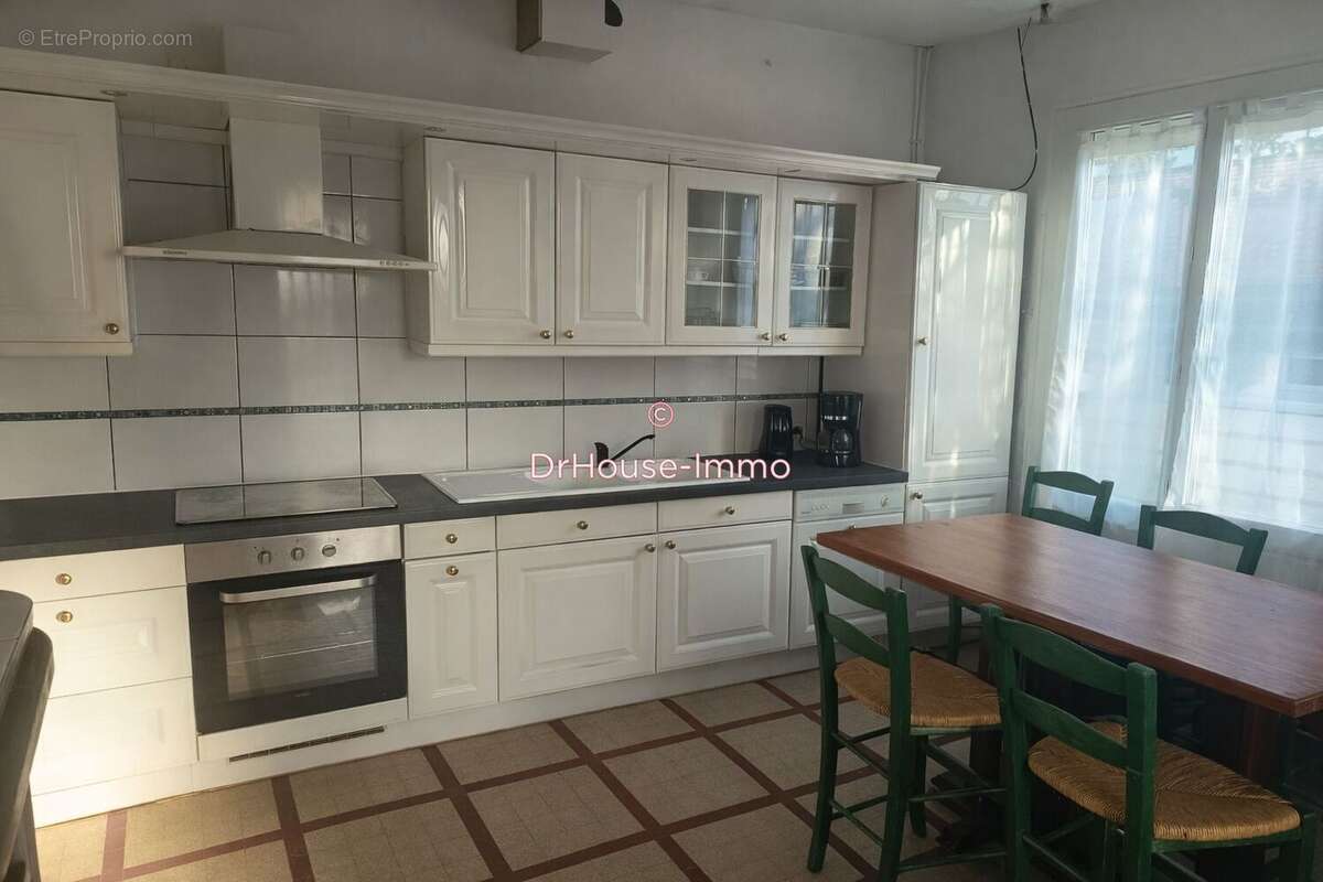 Maison 91 m² à Lavergne  - photo 12