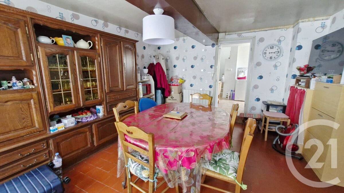 Maison 74 m² à Orbec  - photo 2