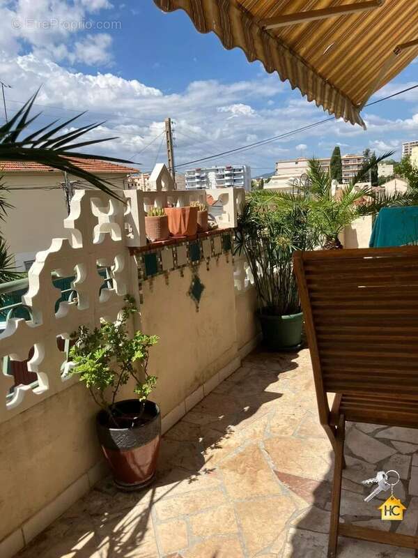 Appartement à LE CANNET