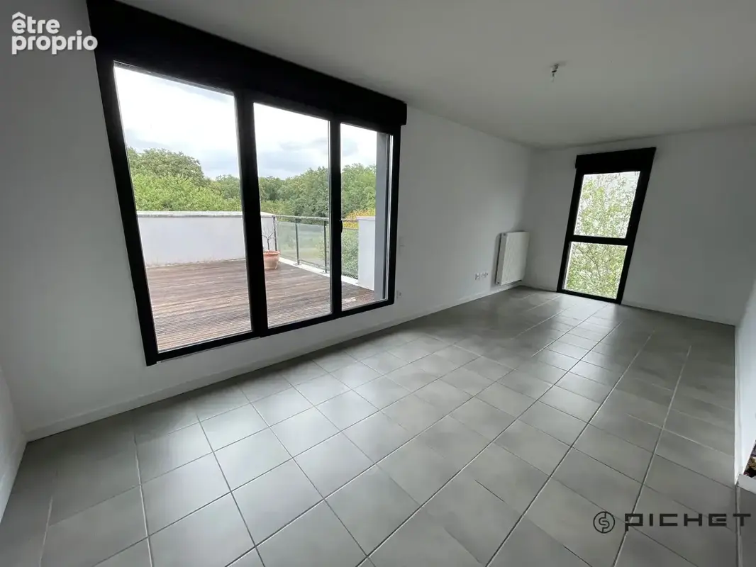 Appartement Lons 4 pièce(s) 82 m2 - photo 2