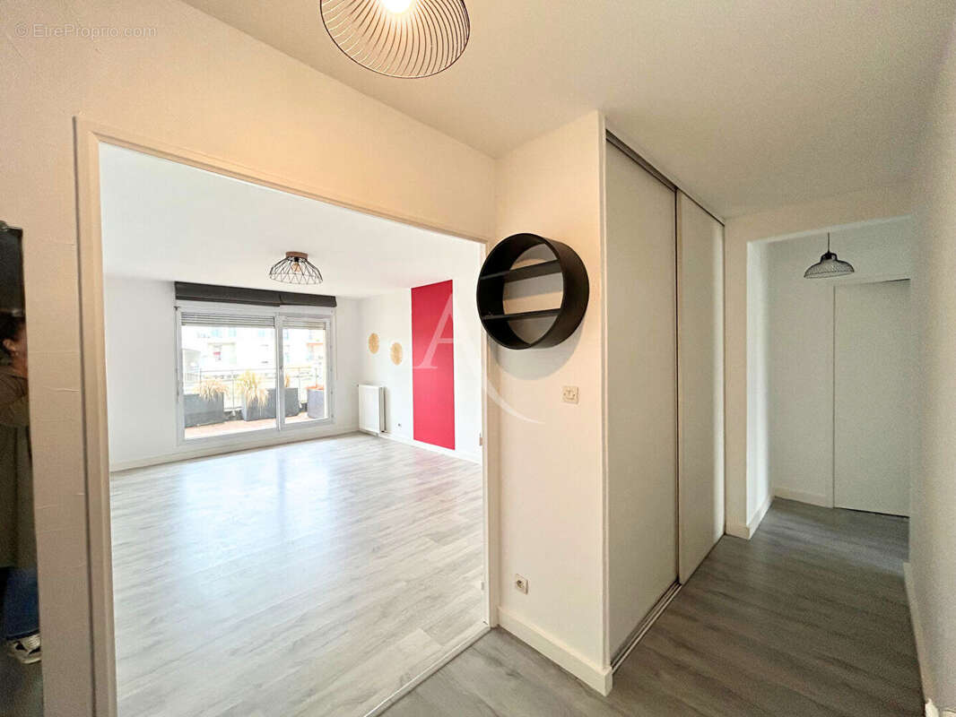 Appartement à CHARNAY-LES-MACON