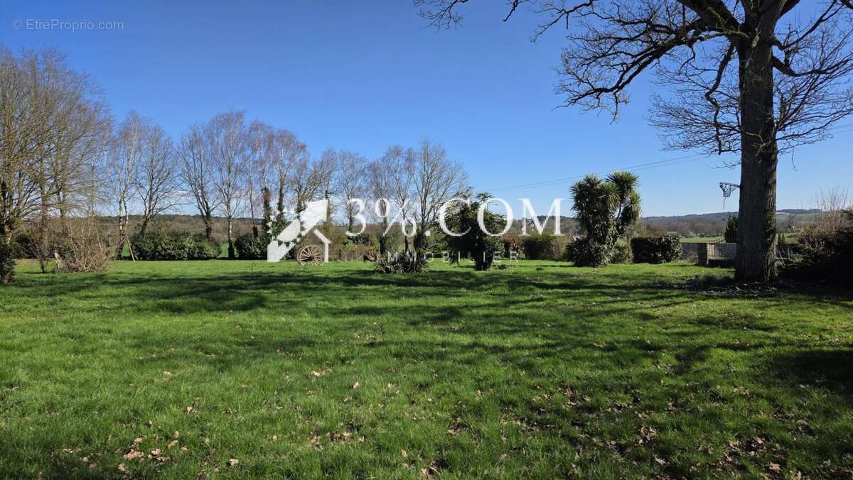 Maison à LA GACILLY