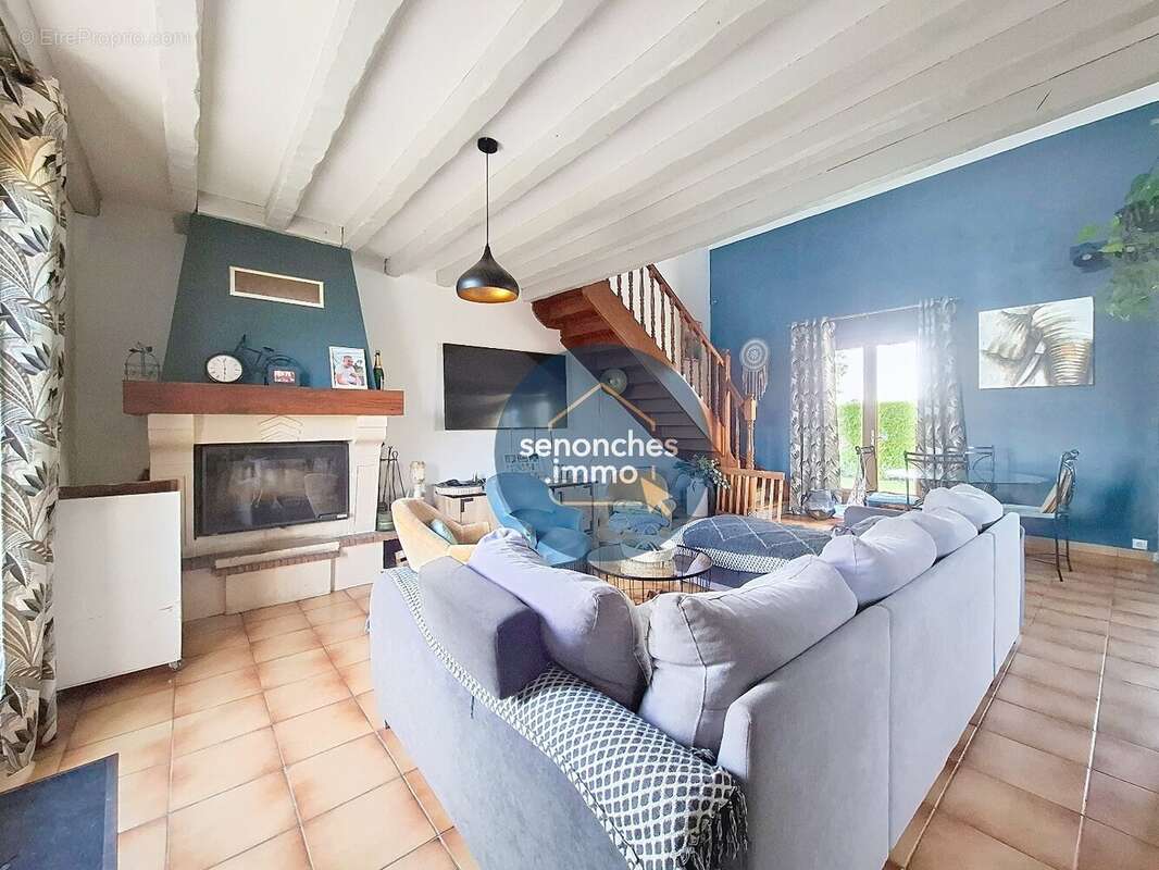 Maison à BELLOU-SUR-HUISNE