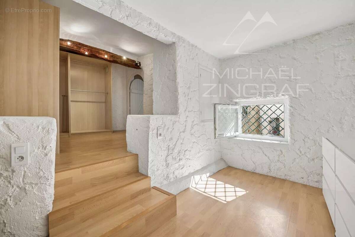 Appartement à CABRIS