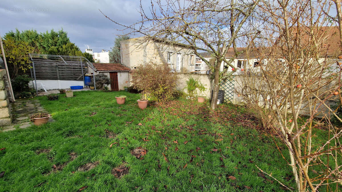 Maison à VILLEBON-SUR-YVETTE