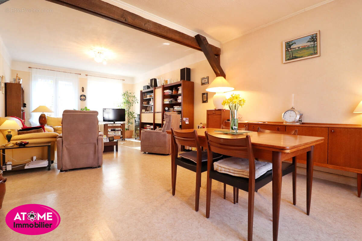 Maison à MOUTIERS