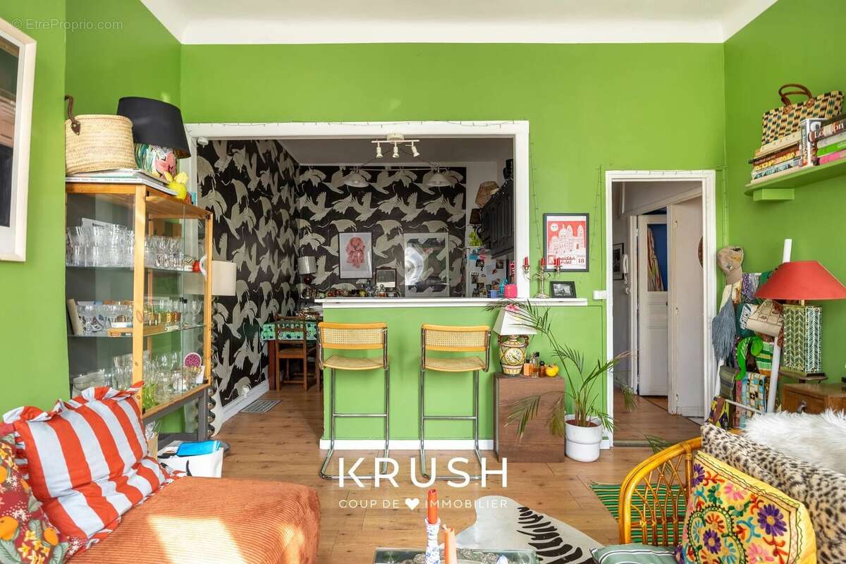 Appartement à MARSEILLE-5E