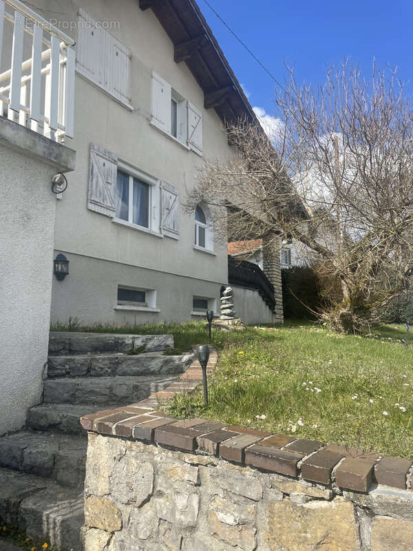 Maison à ORCHAMPS-VENNES