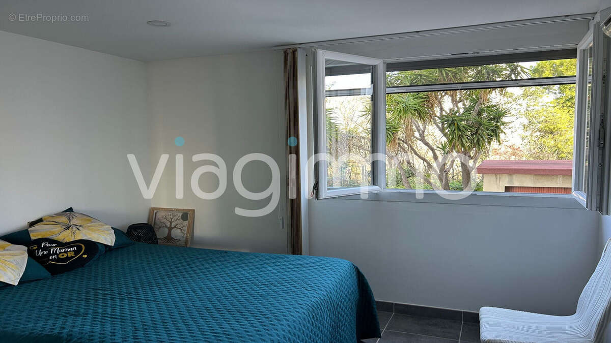 Appartement à MARSEILLE-10E