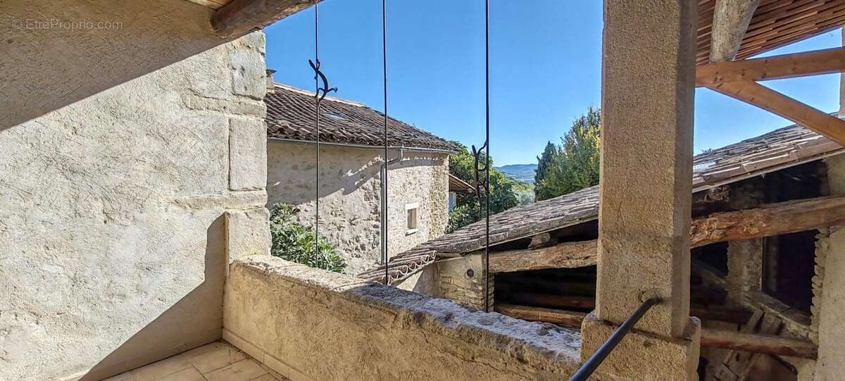 Maison à FORCALQUIER