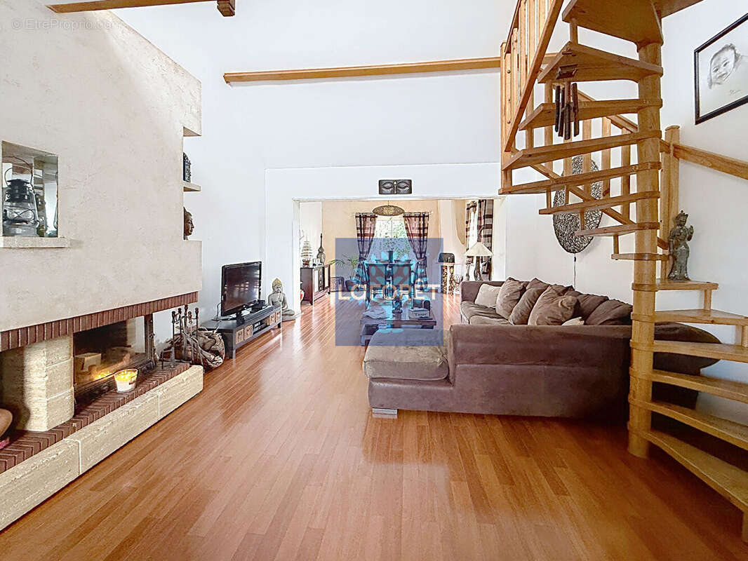 Charmante maison familiale au coeur d'un environnement privilégié à Chevannes - photo 3