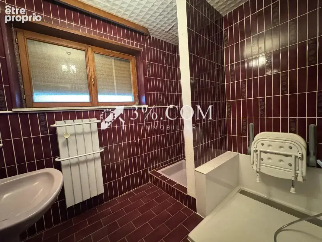 3%COM Jolie  maison familiale à rafraichir - 4 chambres - te - photo 9