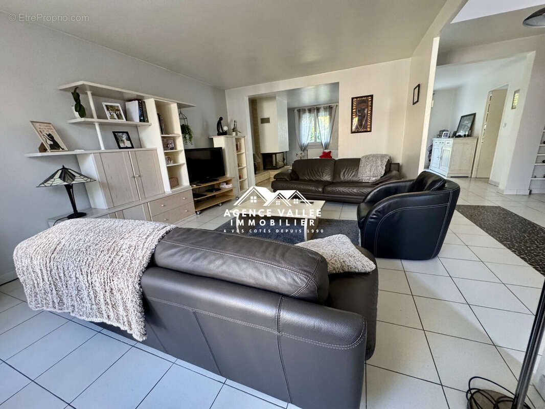 Maison à SAINT-GERMAIN-LES-CORBEIL