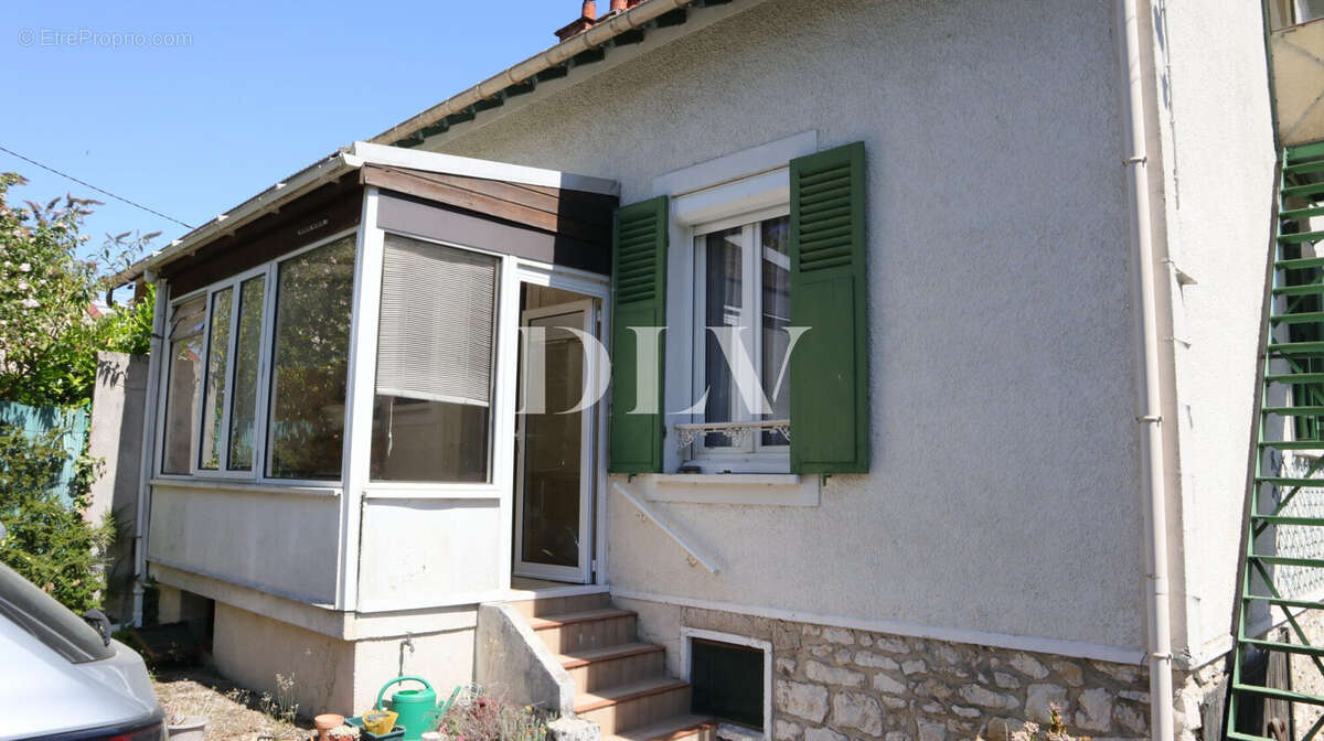 Maison 87 m² à Avon  - photo 9