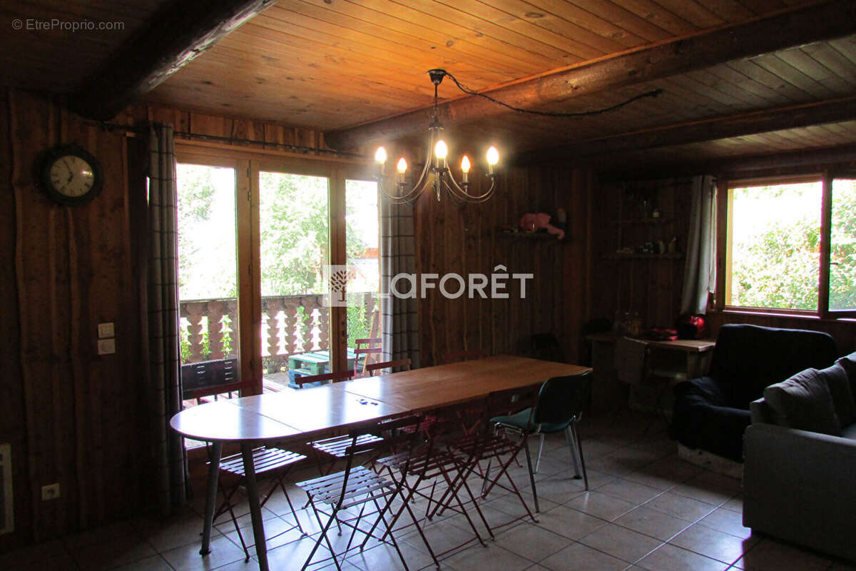 Chalet Seez 8 pièce(s) 120 m² habitable - photo 2