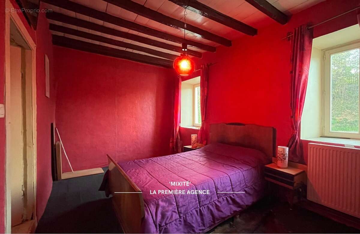 Maison à SAINT-FORGEUX