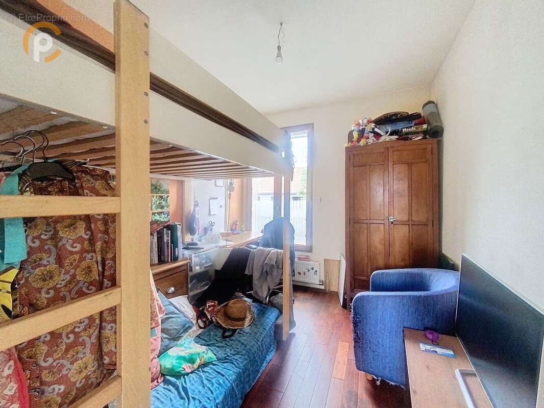 Maison à IVRY-SUR-SEINE