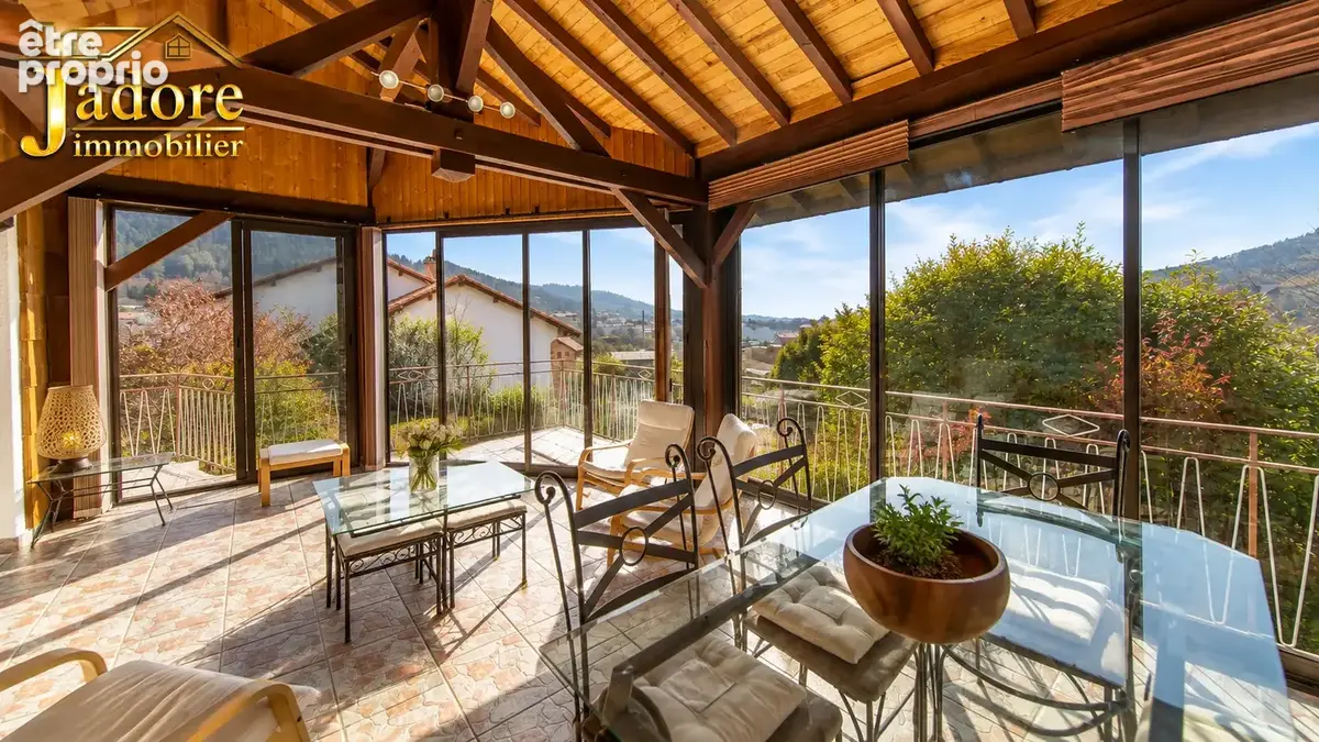 Maison avec veranda - photo 2