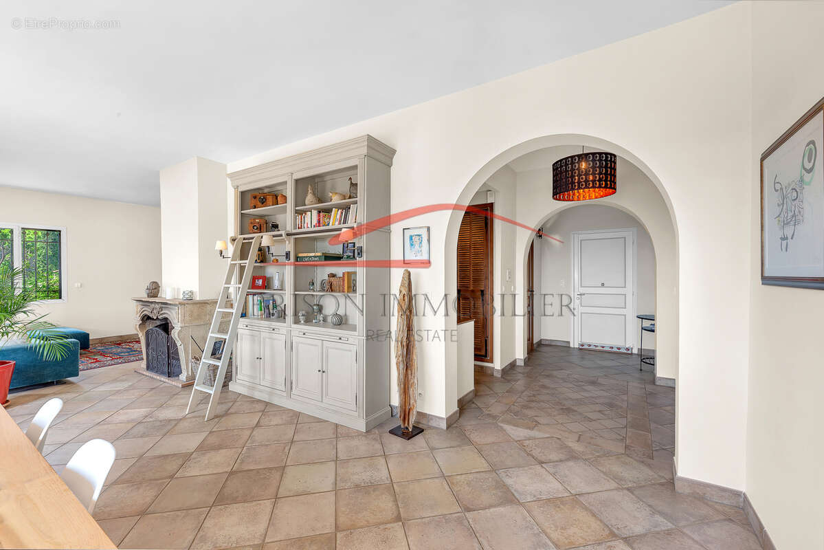 Maison à LA COLLE-SUR-LOUP