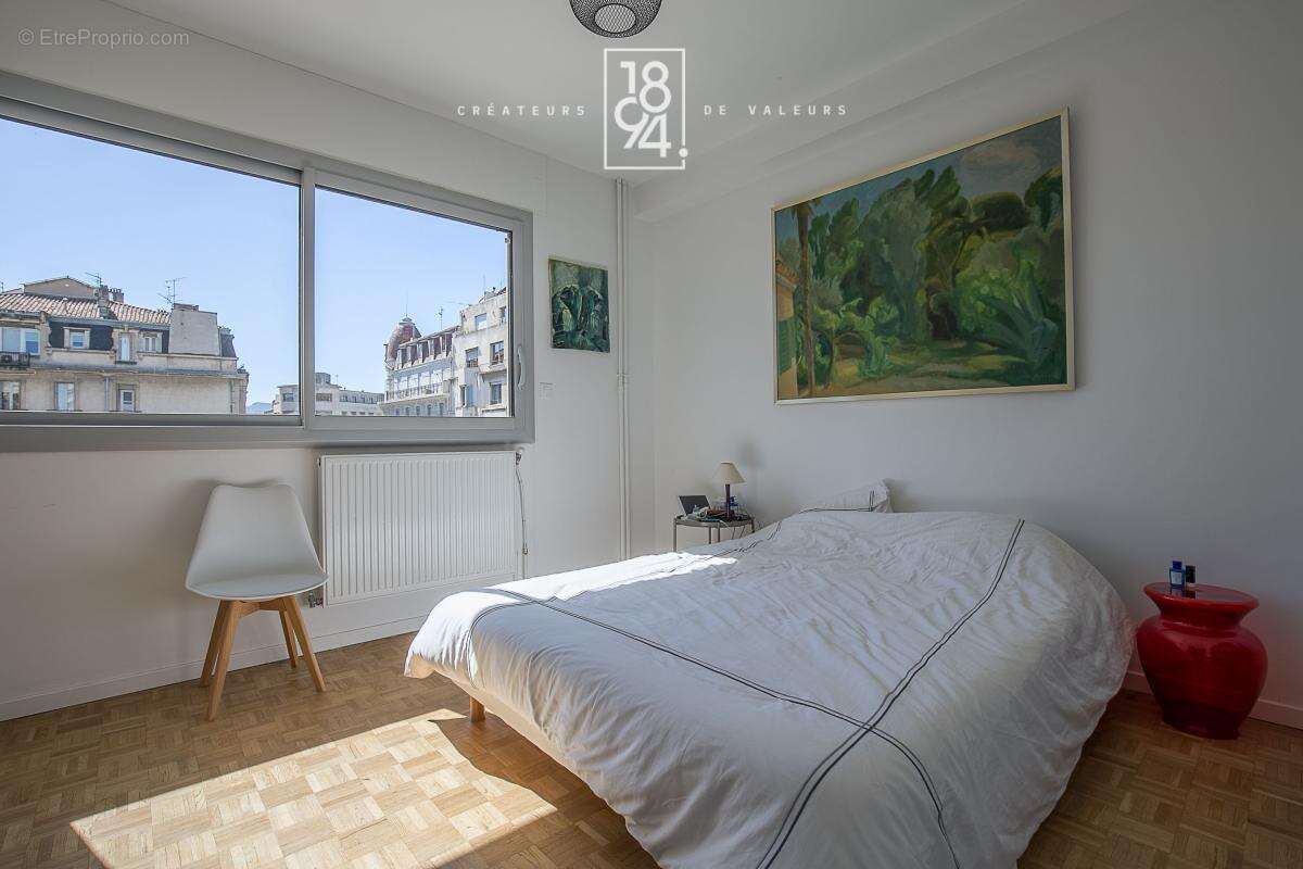 Appartement à MARSEILLE-8E