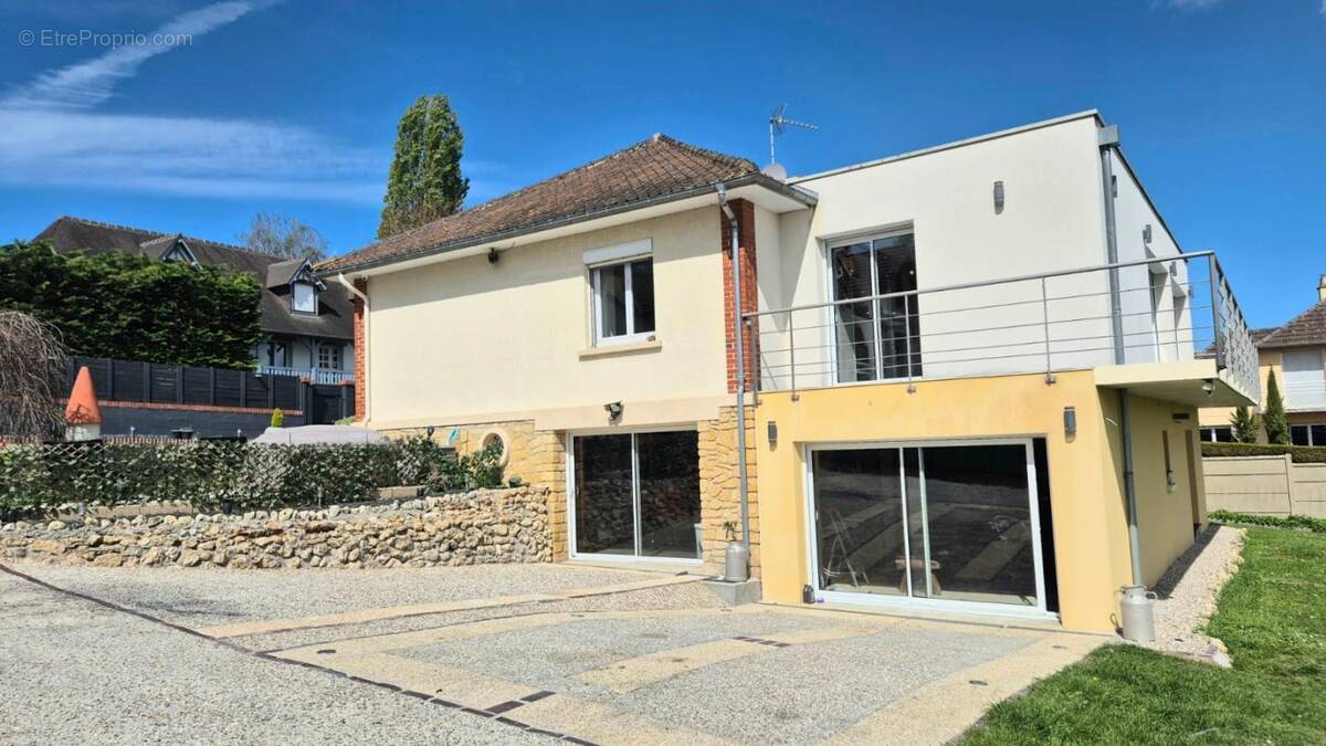Maison à SAINT-ARNOULT