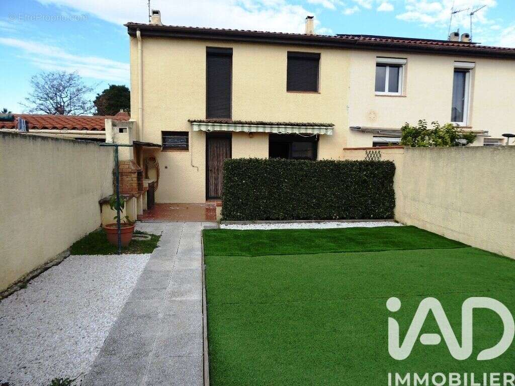 Photo 2 - Maison à SAINT-ESTEVE