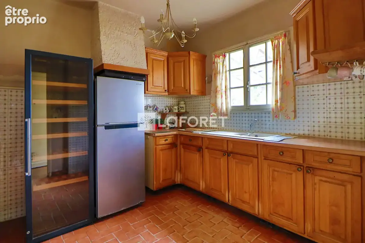 Maison de charme avec jardin à Aubagne ? Potentiel à saisir ! - photo 6