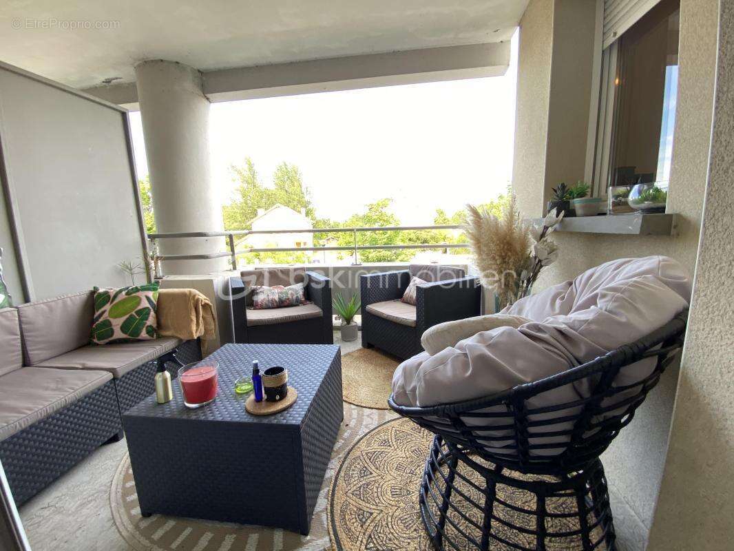 Appartement à BASSENS