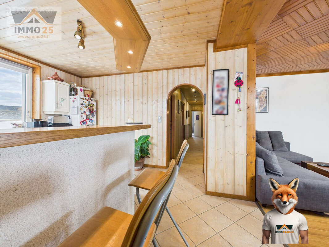 Appartement à MONTLEBON