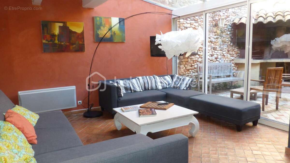 Maison à ROUSSILLON