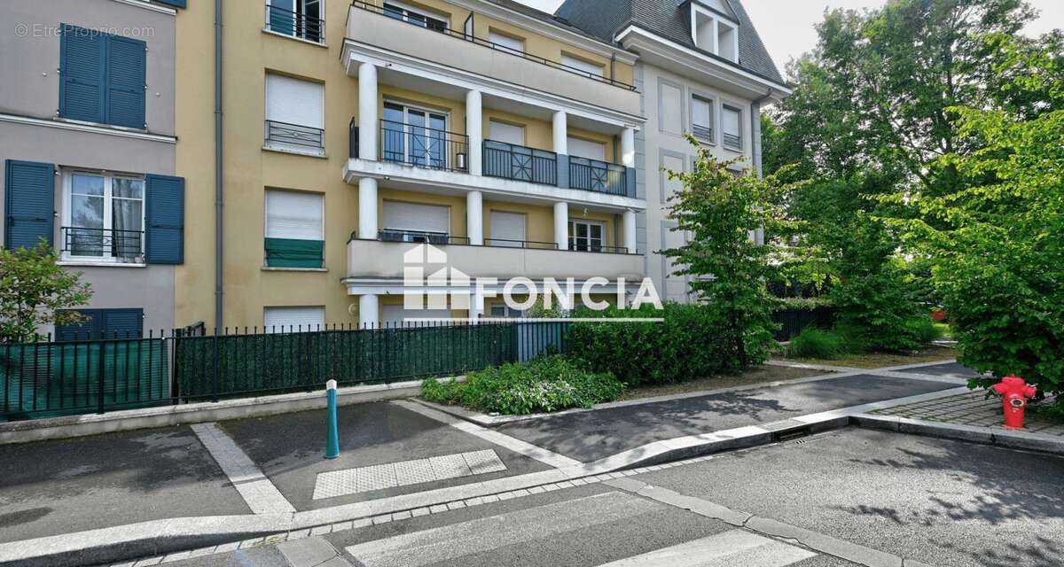 Appartement à VAUREAL