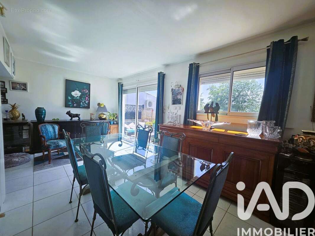 Photo 9 - Maison à FREJUS