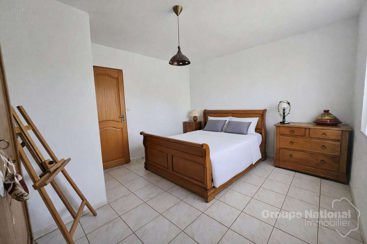 Maison de plain pied avec piscine - photo 8