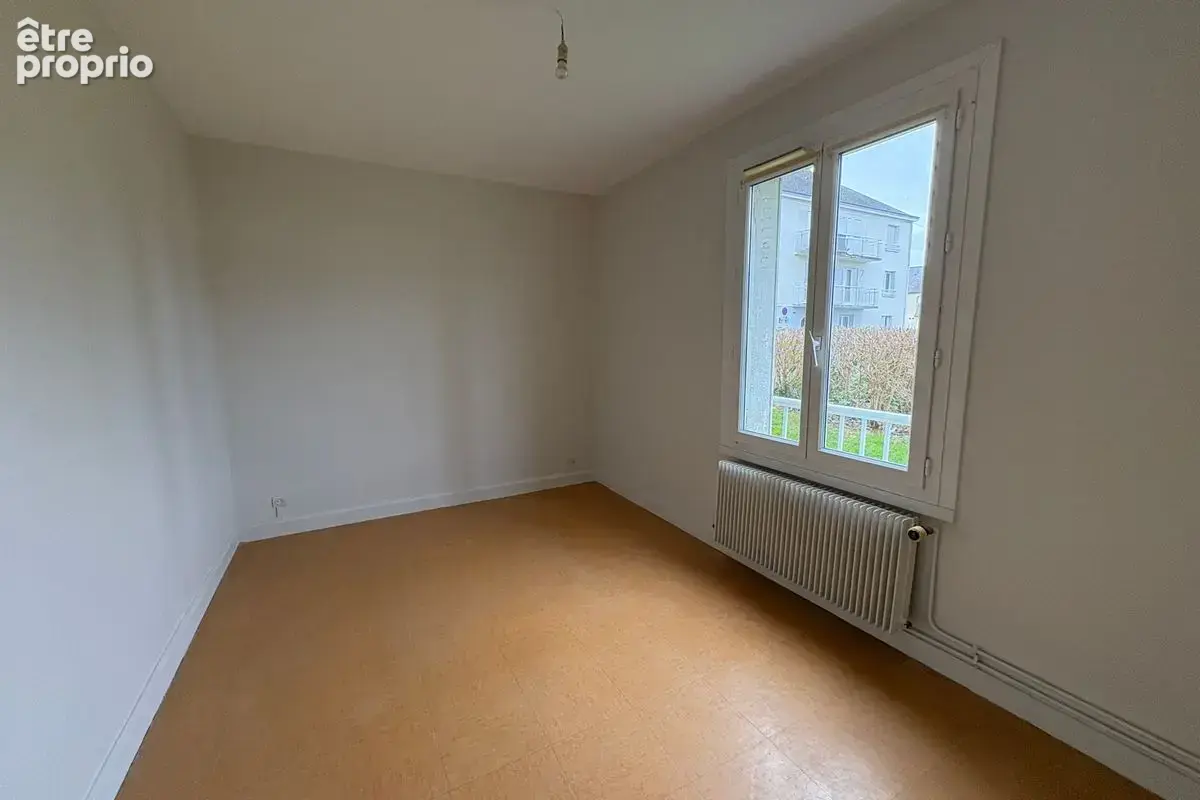 St Paterne Racan - appartement T3 - photo 4