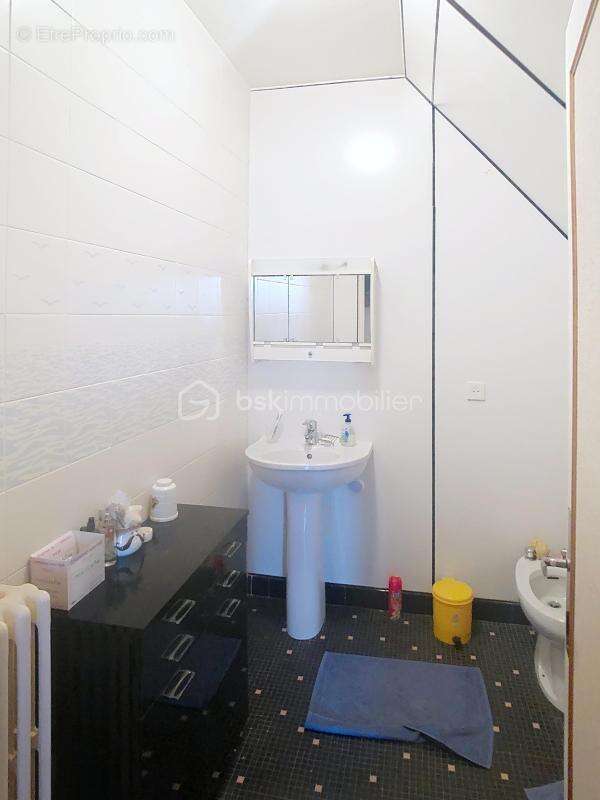 Maison à GONDREVILLE