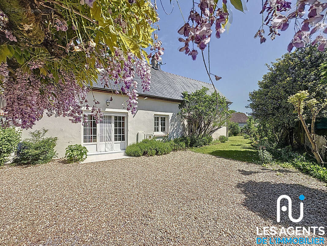 Maison à HUISSEAU-SUR-MAUVES