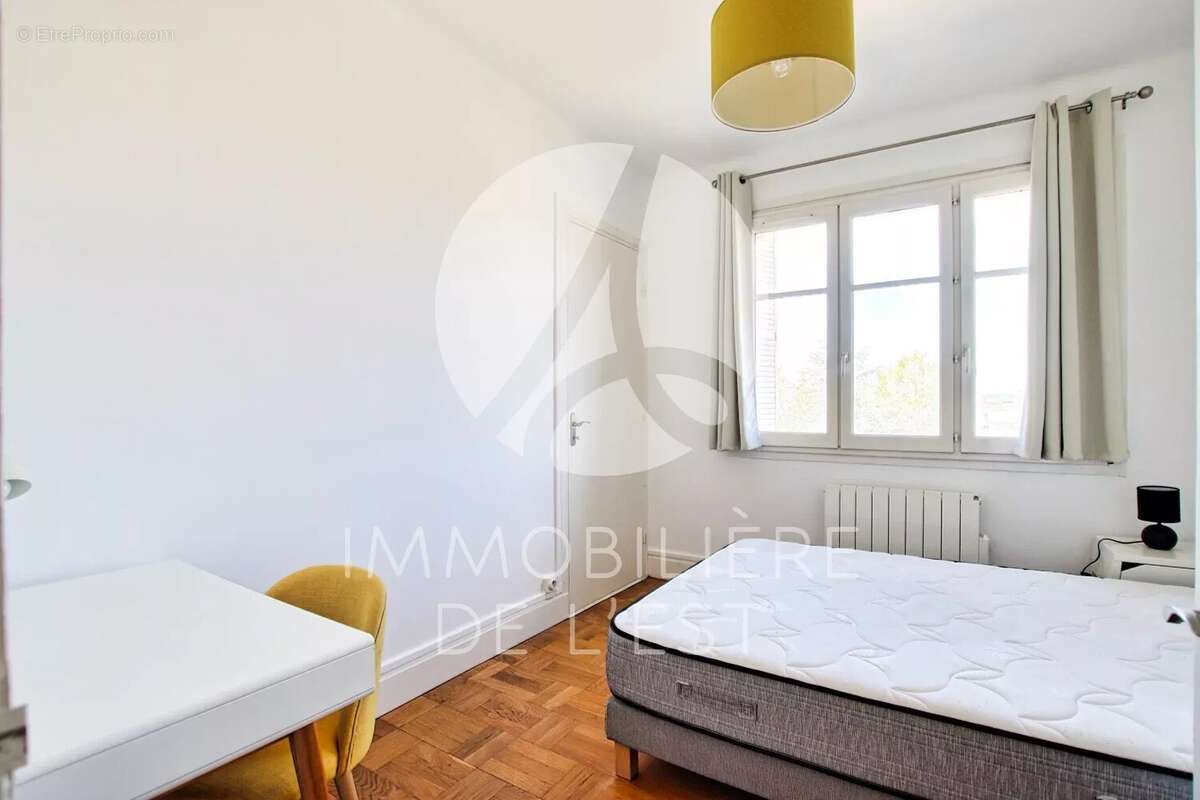 Appartement à LYON-8E