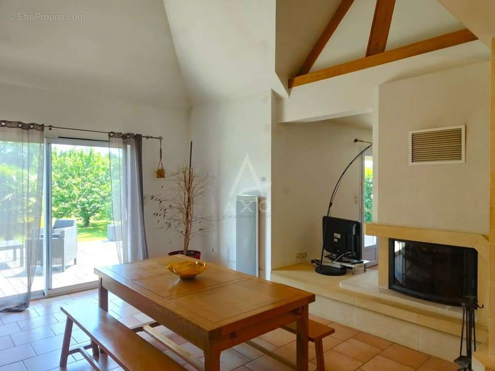 Maison à NOTRE-DAME-DU-PE