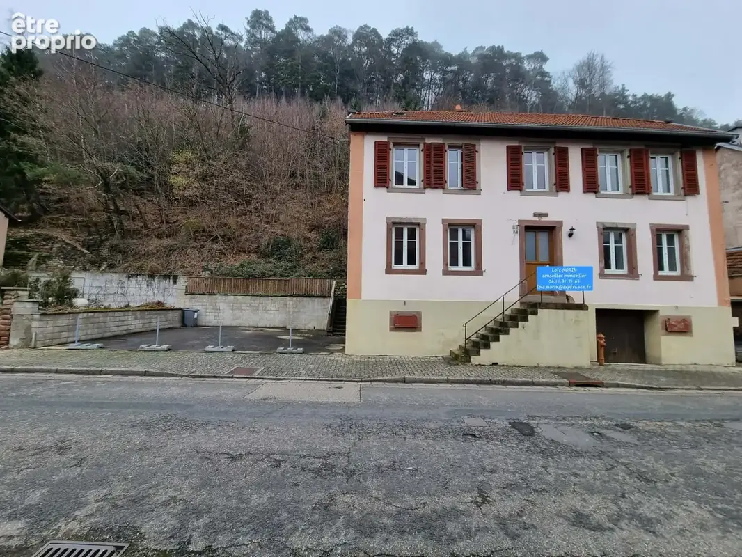 Maison 6 pièces 185 m² à vendre à Lutzelbourg (57820) - photo 2
