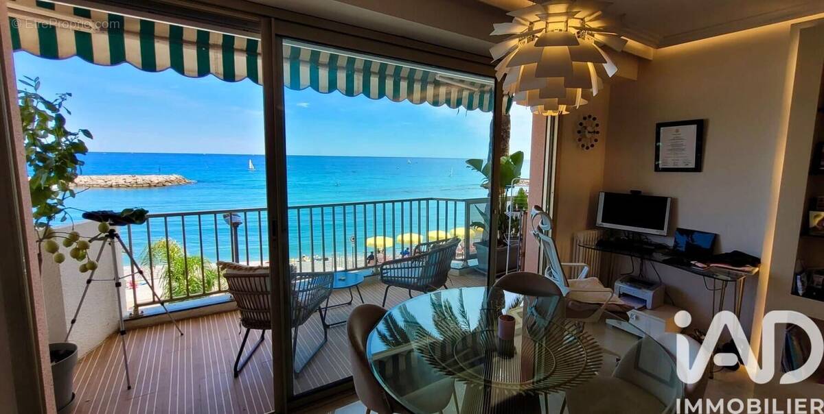 Photo 1 - Appartement à ROQUEBRUNE-CAP-MARTIN