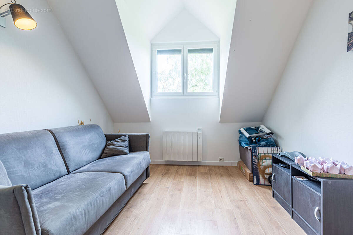 Agence immobiliere laforet - "monstera" - poisy - appartement duplex t4 de 96.01m² (84,05m2 carrez) - dernier etage - terrasse - - photo 11